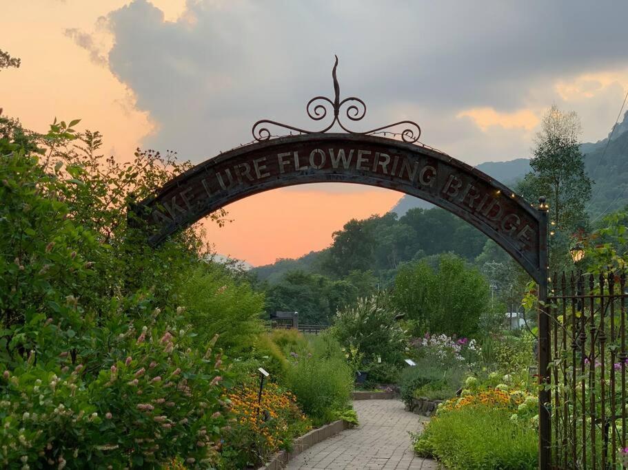 Walk To Lake Lure Chimney Rock From Autumn Splendor Cabin Villa Buitenkant foto